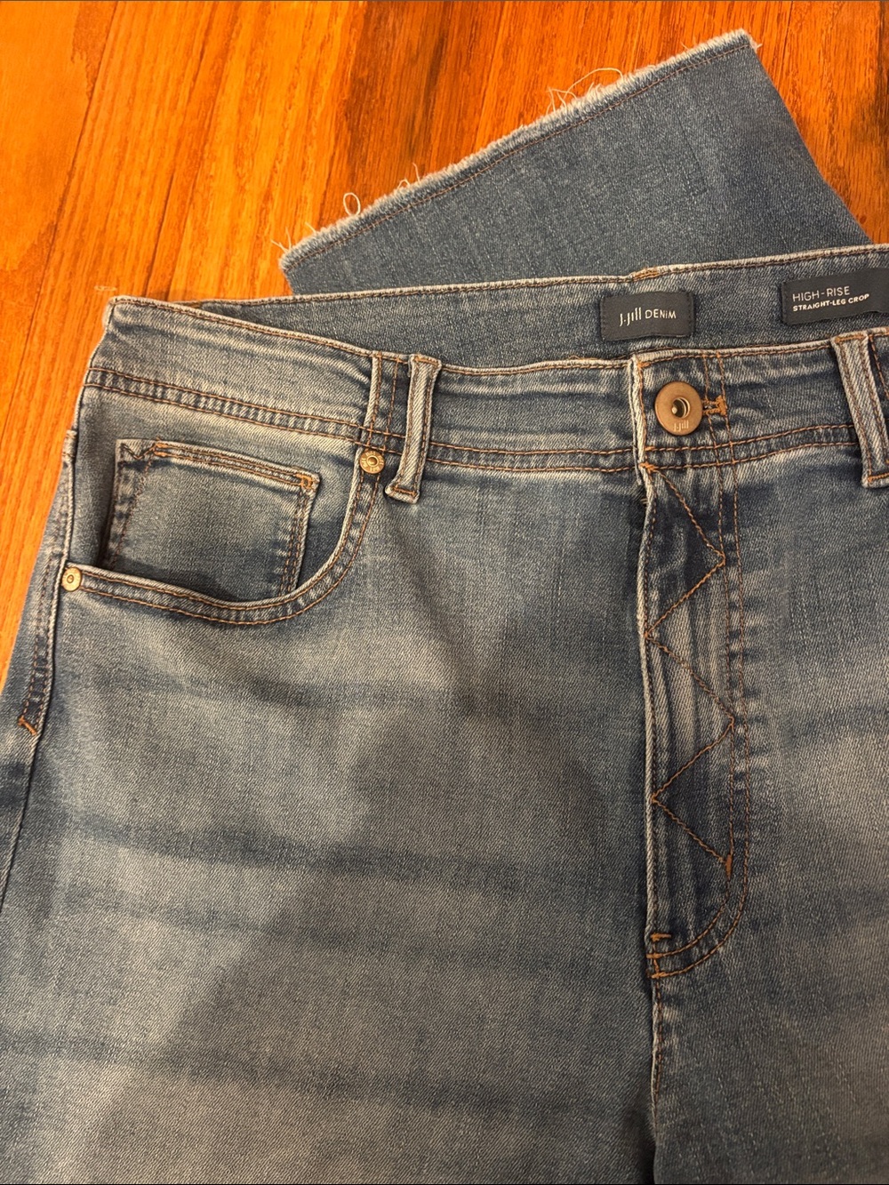 High Rise Straight Leg Crop Jeans - 14 R - Picture 4 of 12